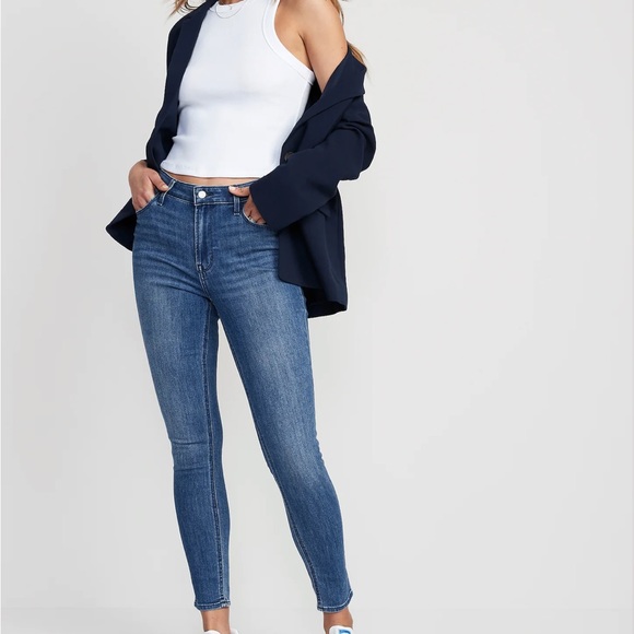 Old Navy Denim - 2 Old Navy high rise super skinny jeans size 4 bundle
